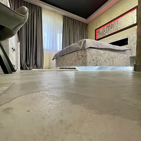 Nubia & Apartment